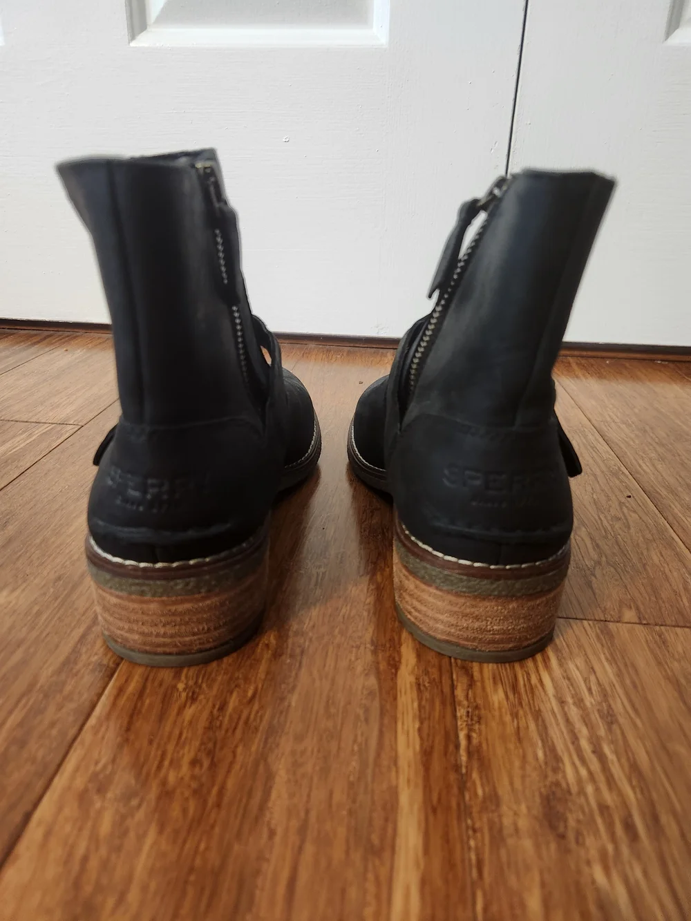Sperry Women's Seaport Storm Short Black Leather Bootie Boots with Buckle Size 6
